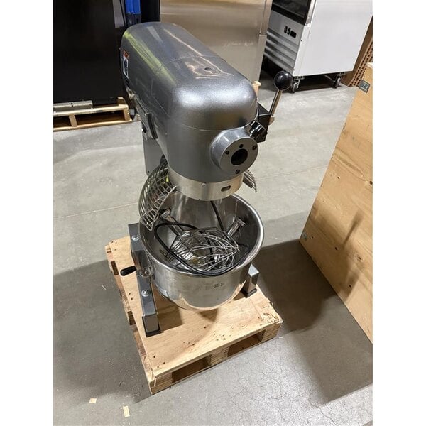 Scratch and Dent Avantco MX20H 20 Qt. Planetary Stand Mixer with Guard & Standard Accessories - 120V, 1 1/2 hp