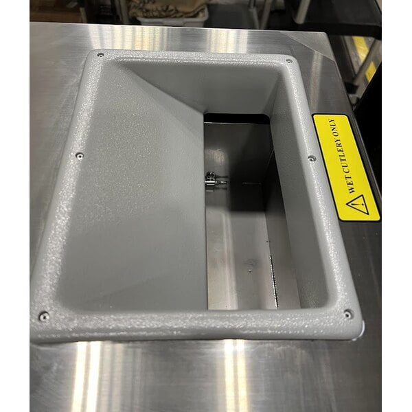 Scratch and Dent Bar Maid CP-3000 Cutlery Dryer / Polisher Machine - 110-120V, 462-550W