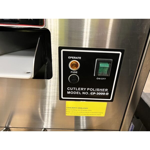 Scratch and Dent Bar Maid CP-3000 Cutlery Dryer / Polisher Machine - 110-120V, 462-550W