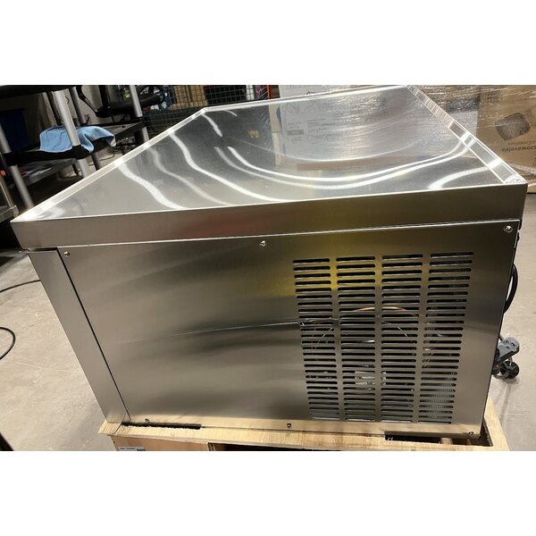 Scratch and Dent Avantco CBE-48-HC 48" 2 Drawer Refrigerated Chef Base