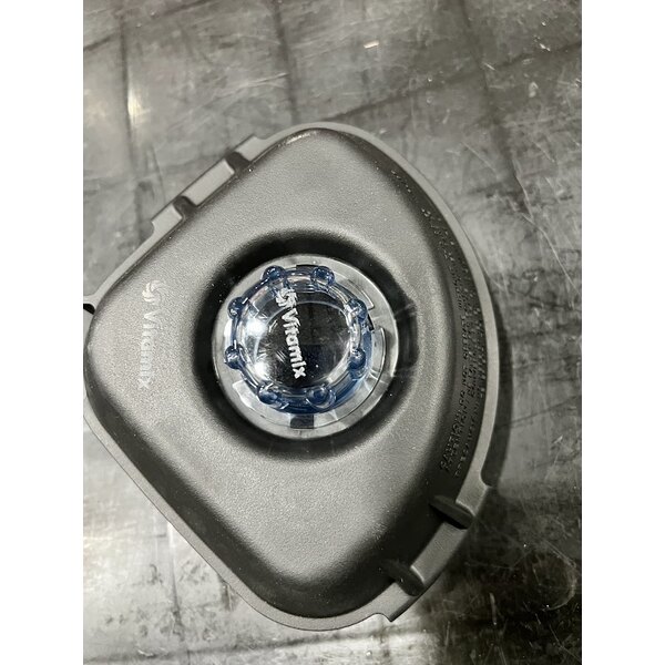 Scratch and Dent Vitamix 62824 Drink Machine Advance 2.3 hp Black Blender with 48 oz. Container - 120V