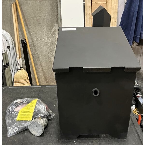 Scratch and Dent Backyard Pro BPF4G 4 Gallon Steel Liquid Propane Outdoor Deep Fryer - 90,000 BTU