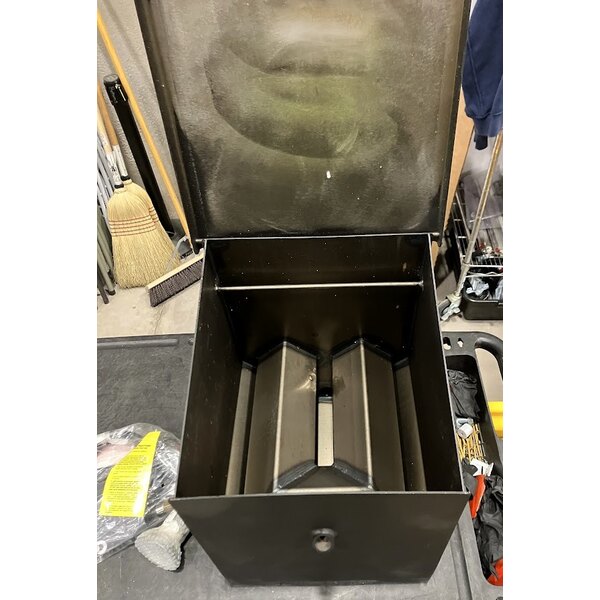 Scratch and Dent Backyard Pro BPF4G 4 Gallon Steel Liquid Propane Outdoor Deep Fryer - 90,000 BTU