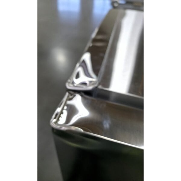 Scratch and Dent Avantco A-12R-HC 25" Solid Door Reach-In Refrigerator