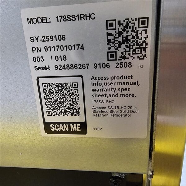 Scratch and Dent Avantco SS-1R-HC 29" Stainless Steel Solid Door Reach-In Refrigerator