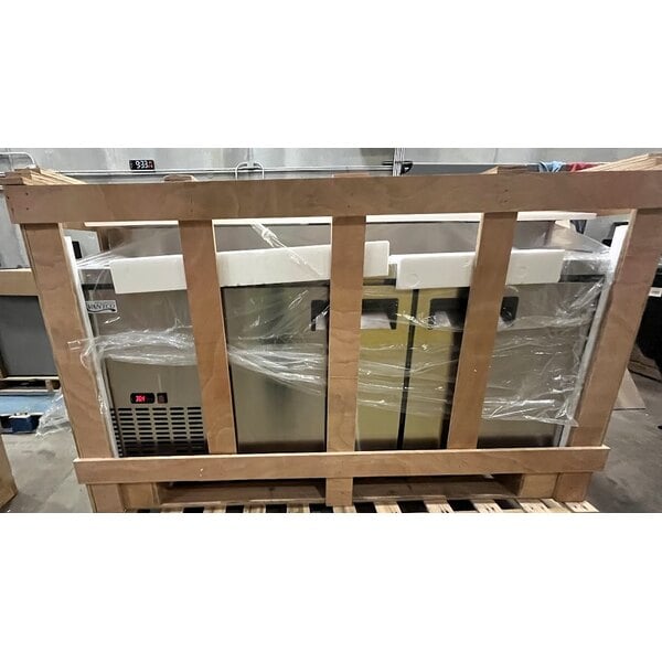 Scratch and Dent Avantco APPT-71-HC 71" 2 Door Refrigerated Pizza Prep Table