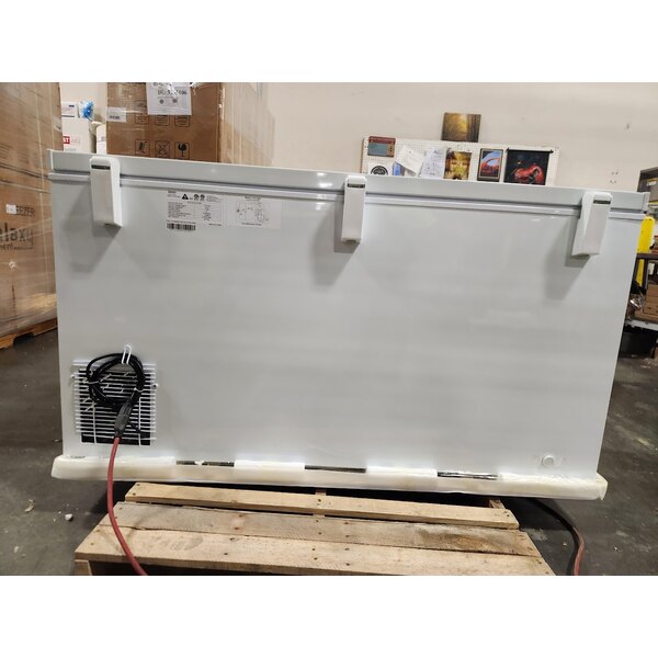 Scratch and Dent Galaxy CF16HC Commercial Chest Freezer - 15.9 cu. ft.