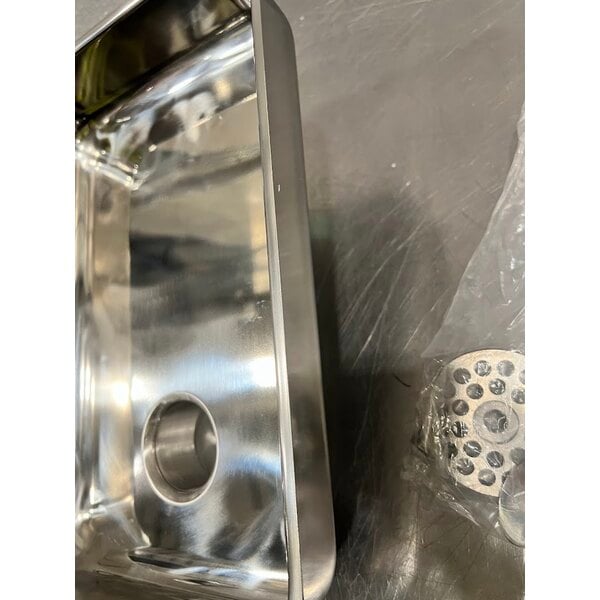 Scratch and Dent Avantco MG12R #12 Meat Grinder with Reverse Setting - 110V, 1 hp