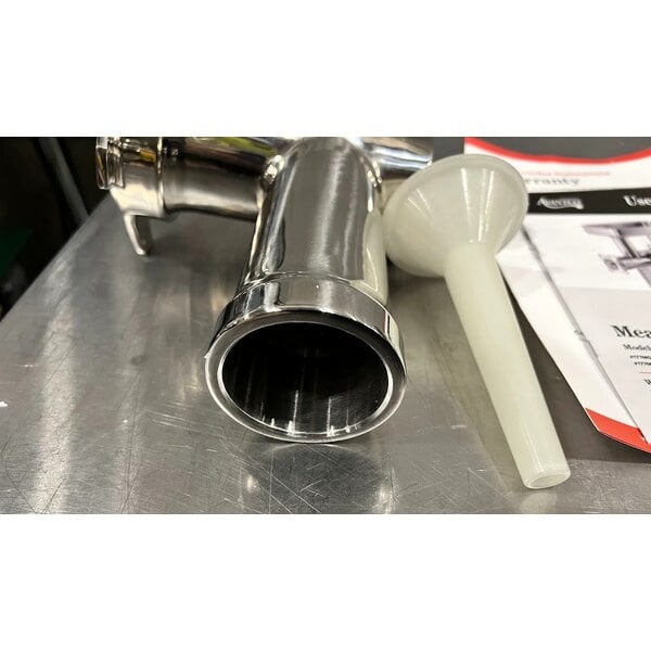 Scratch and Dent Avantco MG12R #12 Meat Grinder with Reverse Setting - 110V, 1 hp