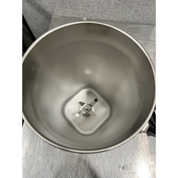 Scratch and Dent AvaMix BX1GRGT 3 3/4 hp 1 Gallon Stainless Steel Heavy Duty Commercial Food Blender with Timer - 120V