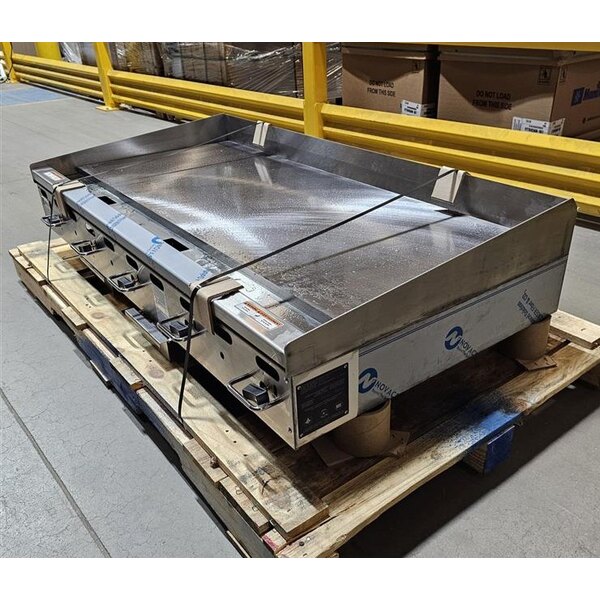 Scratch and Dent Wolf by Vulcan AGM60-LP Liquid Propane 60" Heavy-Duty Gas Countertop Griddle with Manual Controls - 135,000 BTU
