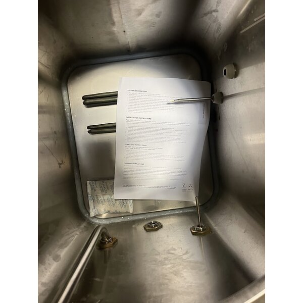 Scratch and Dent Avantco HWD10D 10 Gallon Bulk Hot Water Dispenser - 208/240V, 7,000W