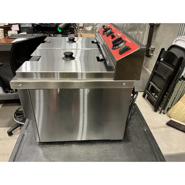 Scratch and Dent Avantco F202 30 lb. Dual Tank Medium-Duty Electric Countertop Fryer - 208-240V, 5400/7200W