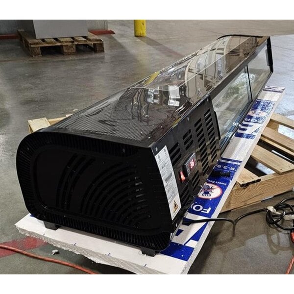 Scratch and Dent Emperor's Select CSD-71 Countertop Refrigerated Sushi Display Case