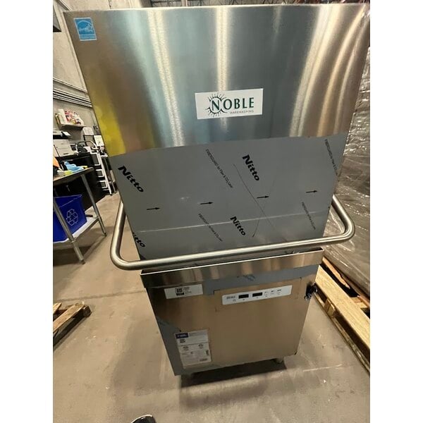 Scratch and Dent Noble Warewashing DTVL1 Select Ventless High Temperature Door Type Dishwasher - 208-240V, 1 Phase