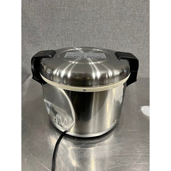 Scratch and Dent Zojirushi THA-603SA 66 Cup (Cooked) Stainless Steel Electric Rice Warmer with Removable Pot - 120V, 77W