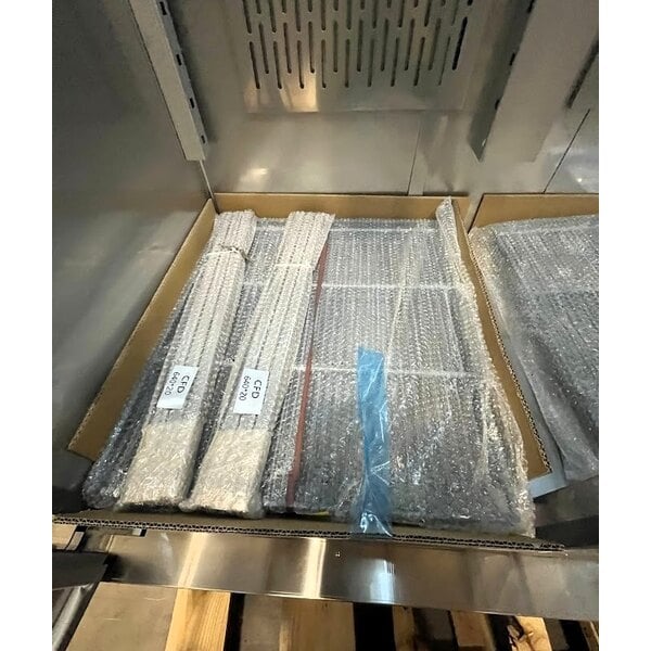 Scratch and Dent Avantco SS-2R-HC 54" Stainless Steel Solid Door Reach-In Refrigerator