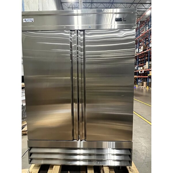 Scratch and Dent Avantco SS-2R-HC 54" Stainless Steel Solid Door Reach-In Refrigerator