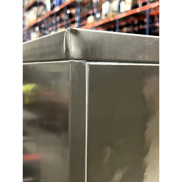 Scratch and Dent Avantco SF-10 31" Reach-In Blast Chiller / Freezer 88 lb. / 77 lb.