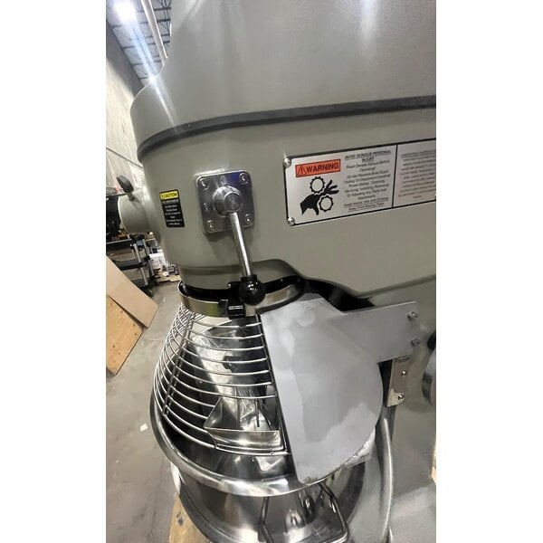 Scratch and Dent Globe SP60 60 Qt. Planetary Floor Mixer with Guard & Standard Accessories - 220V, 3 hp