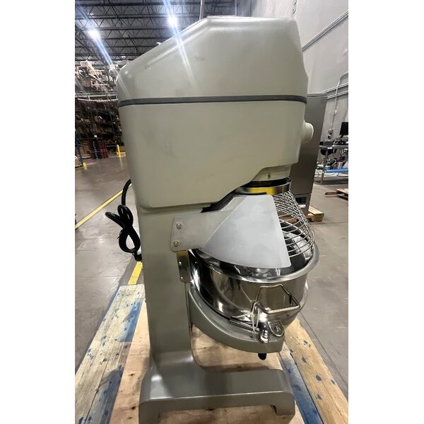 Scratch and Dent Globe SP60 60 Qt. Planetary Floor Mixer with Guard & Standard Accessories - 220V, 3 hp