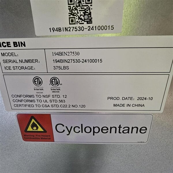 Scratch and Dent Avantco Ice BIN27530 30" Ice Storage Bin - 375 lb.