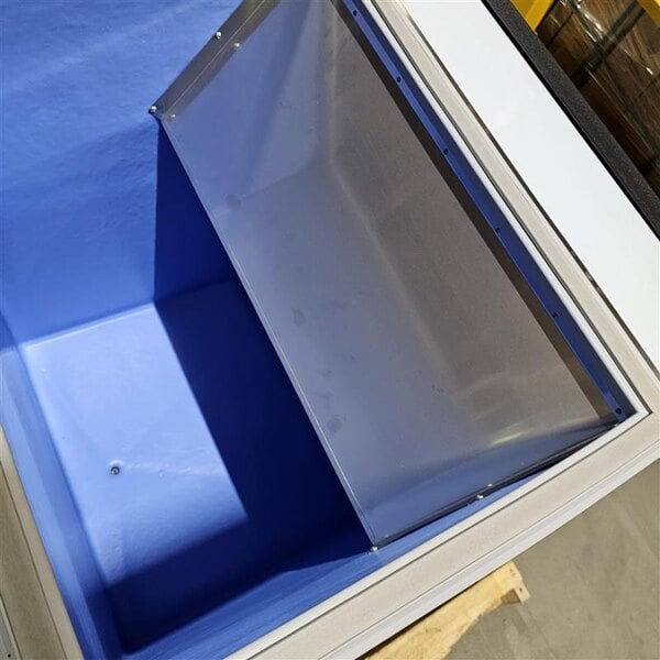 Scratch and Dent Avantco Ice BIN27530 30" Ice Storage Bin - 375 lb.