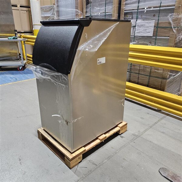 Scratch and Dent Ice-O-Matic B42PS Ice Storage Bin - 351 lb.