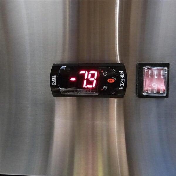 Scratch and Dent Avantco A-49F-HC 54" Solid Door Reach-In Freezer