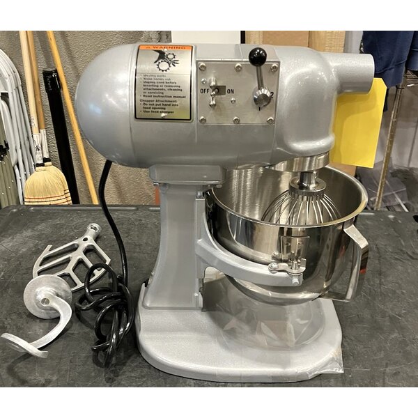 Scratch and Dent Hobart N50 5 Qt. Bowl Lift Countertop Mixer with Standard Accessories - 120V, 1/6 hp