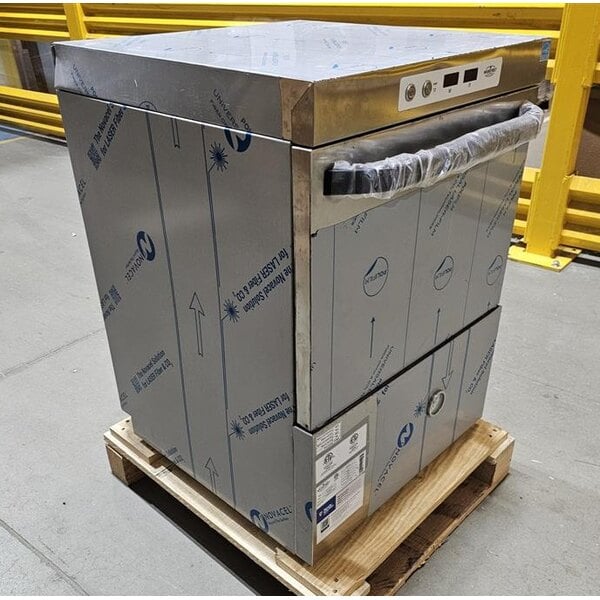 Scratch and Dent MainStreet Equipment HTUC High-Temperature Undercounter Dishwasher - 208V/240V, 1 Phase