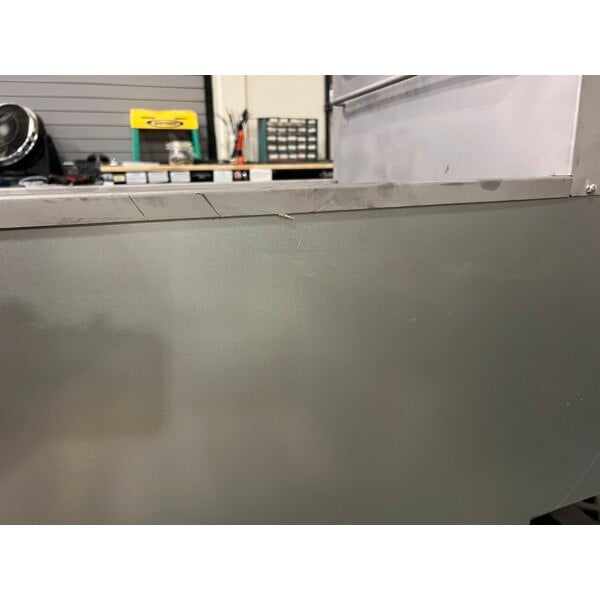 Scratch and Dent Avantco F5-ES-N 65-70 lb. Natural Gas Stainless Steel Floor Fryer - 100,000 BTU