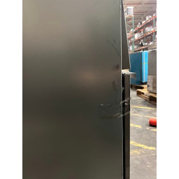 Scratch and Dent Avantco F5-ES-N 65-70 lb. Natural Gas Stainless Steel Floor Fryer - 100,000 BTU