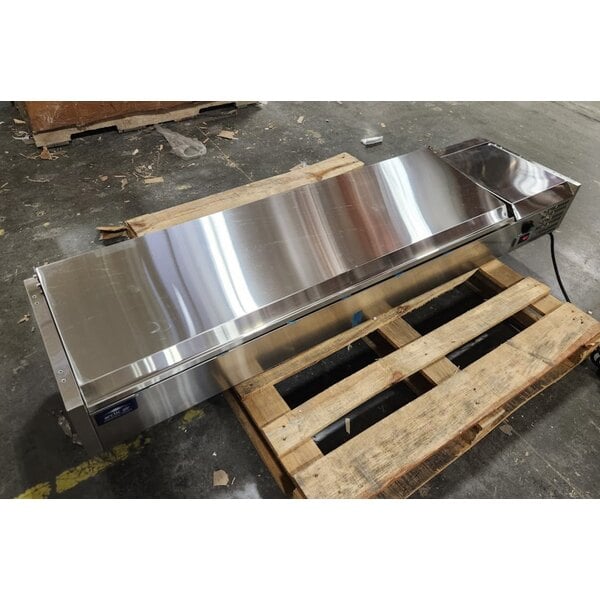 Scratch and Dent Arctic Air ACP63 63" Refrigerated Countertop Condiment Prep Station