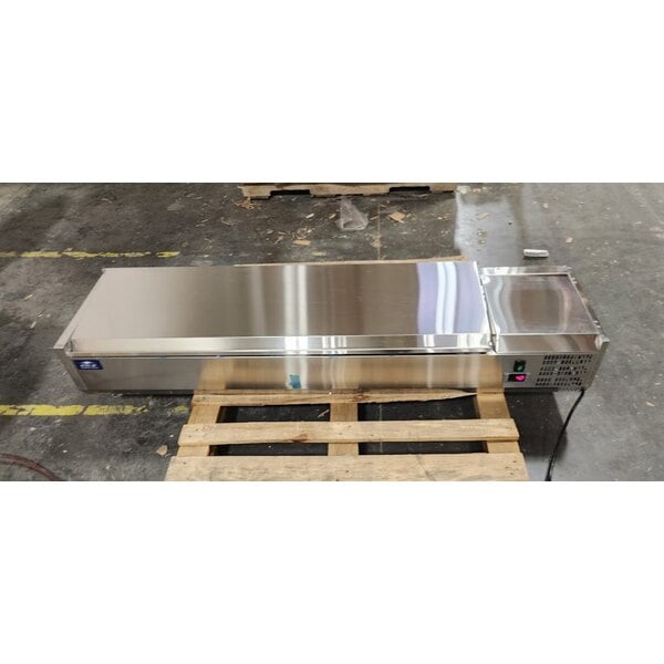 Scratch and Dent Arctic Air ACP63 63" Refrigerated Countertop Condiment Prep Station