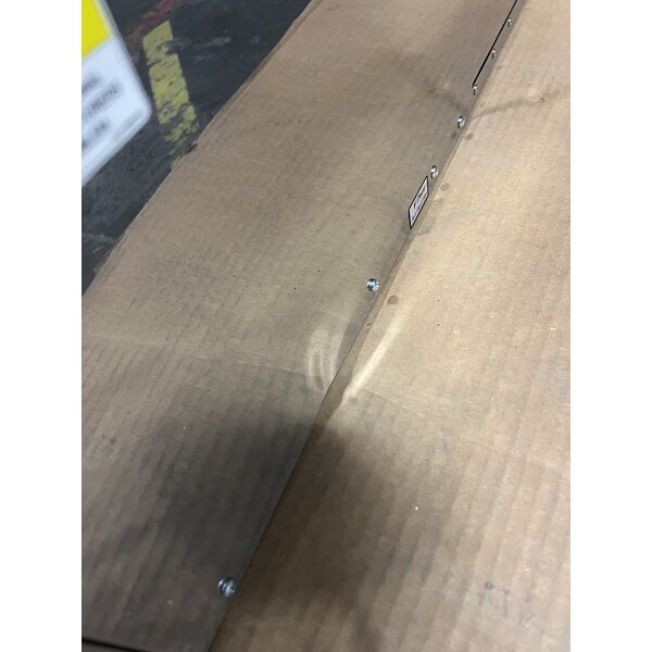 Scratch and Dent Avantco Ice MC-F-430-A 30" Air Cooled Modular Full Cube Ice Machine - 397 lb.