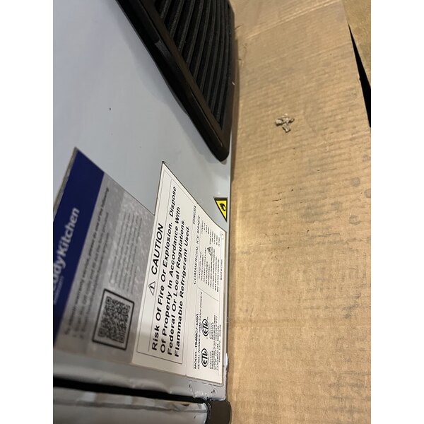 Scratch and Dent Avantco Ice MC-F-430-A 30" Air Cooled Modular Full Cube Ice Machine - 397 lb.