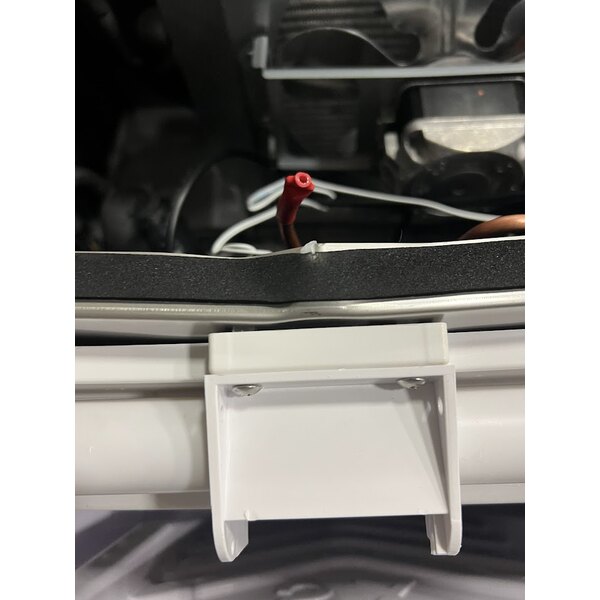 Scratch and Dent Avantco Ice MC-F-430-A 30" Air Cooled Modular Full Cube Ice Machine - 397 lb.