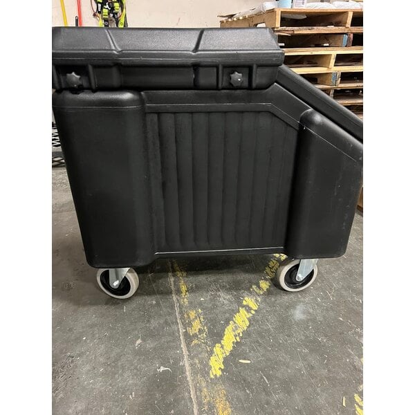 Scratch and Dent Cambro ICS100L4S110 SlidingLid™ Black Mobile Ice Bin - 100 lb. Capacity