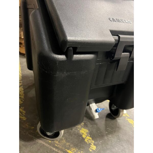 Scratch and Dent Cambro ICS100L4S110 SlidingLid™ Black Mobile Ice Bin - 100 lb. Capacity