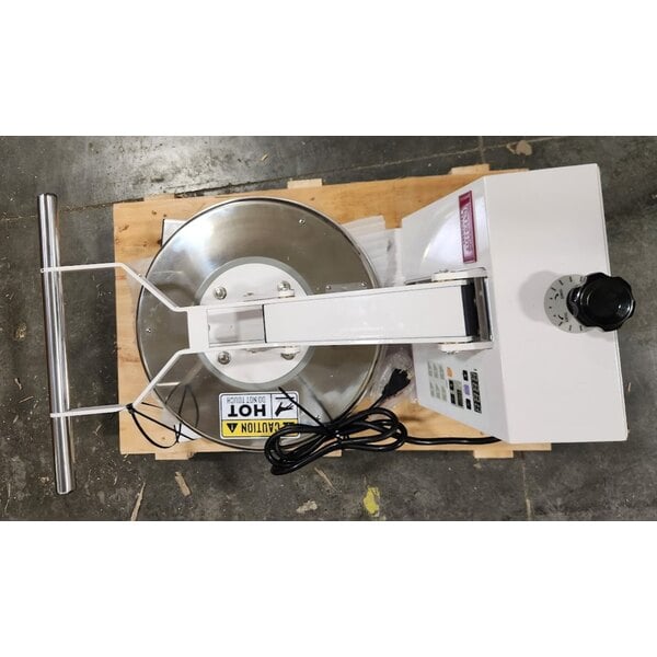 Scratch and Dent Estella DPC18T 18" Dual-Heat Manual Clamshell Pizza / Tortilla Dough Press - 240V, 3300W