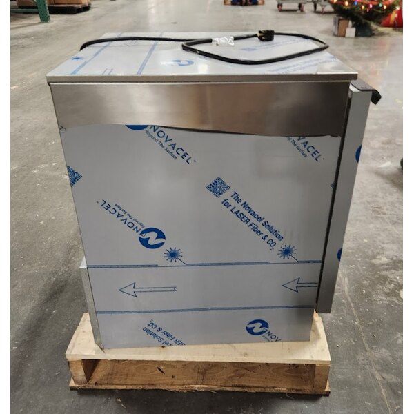 Scratch and Dent Beverage-Air UCF20HC 20" Low Profile Undercounter Freezer