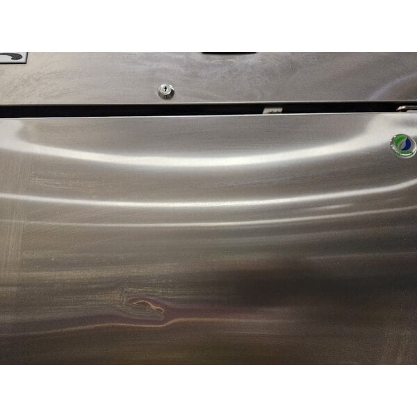 Scratch and Dent Avantco A Plus AP-23R 27 1/2" Stainless Steel Solid Door Reach-In Refrigerator