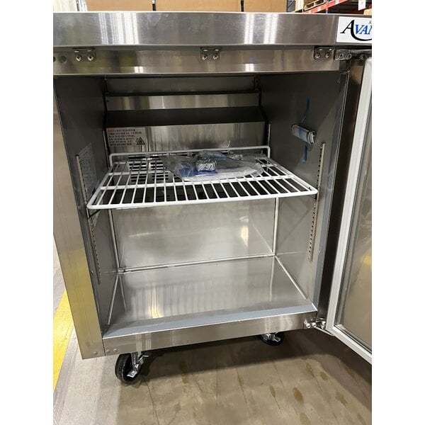 Scratch and Dent Avantco SS-UC-27F-HC 27" Undercounter Freezer