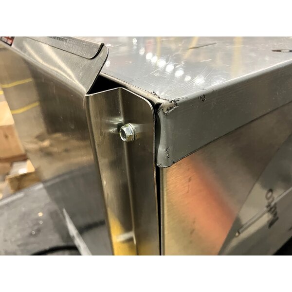 Scratch and Dent Hatco TQ-1800H Toast Qwik Conveyor Toaster - 3" Opening, 240V