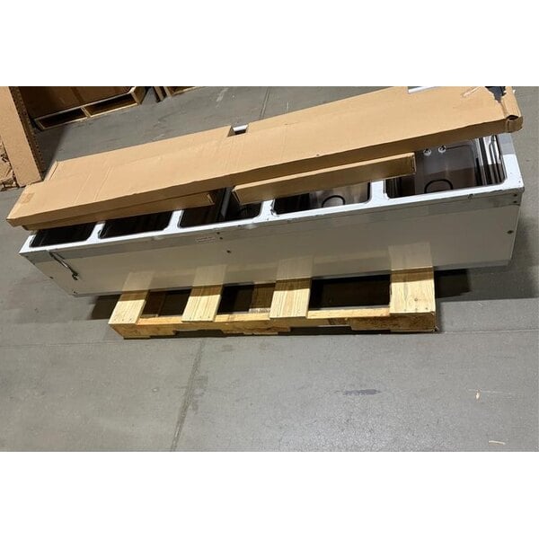 Scratch and Dent ServIt Five Pan Open Well Electric Steam Table with Fully Enclosed Base - 208/240V, 3,750W