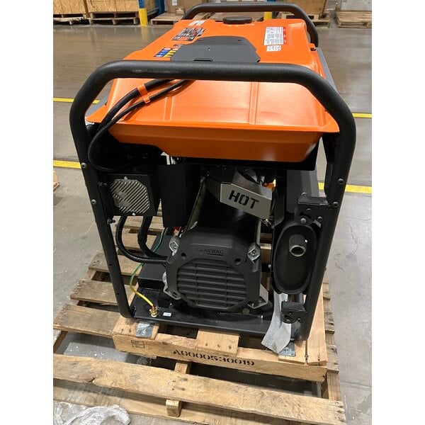 Scratch and Dent Generac GP15500EFI Portable Generator with EFI Engine 7705 - 15,500 / 19,300W, 120/240V