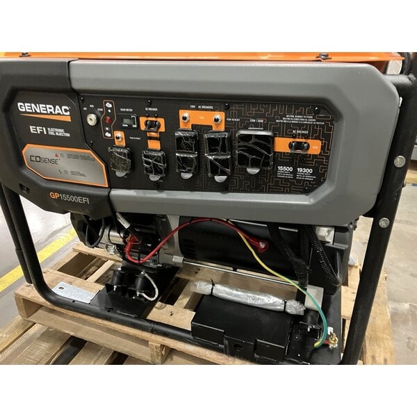 Scratch and Dent Generac GP15500EFI Portable Generator with EFI Engine 7705 - 15,500 / 19,300W, 120/240V