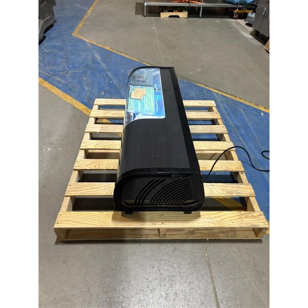 Scratch and Dent Emperor's Select CSD-46 Countertop Refrigerated Sushi Display Case