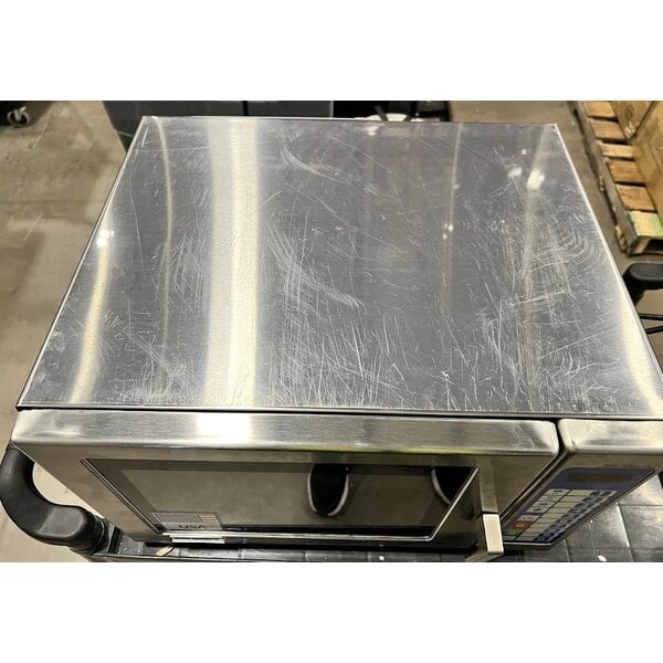 Scratch and Dent Solwave Ameri-Series Medium-Duty Stainless Steel Commercial Microwave with Push Button Controls - 208/240V, 2,100W